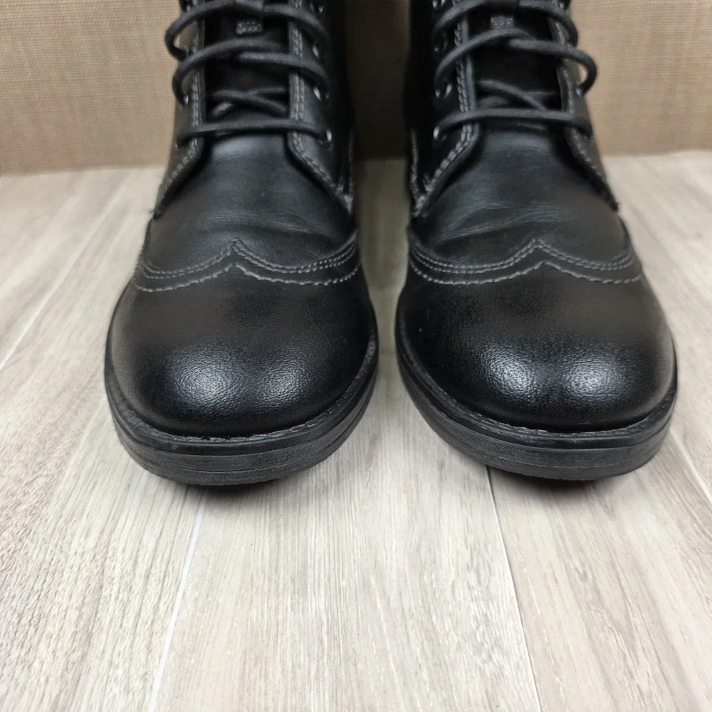 Clarks Men's Devington Hi Chukka Tobacco Boots Black Leather Wingtip US Size 9M